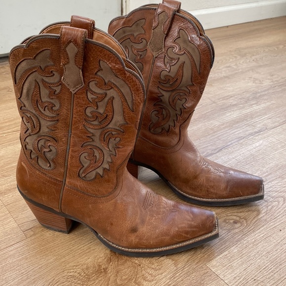 Ariat Shoes - Ariat Snip Toe Short Western Boots